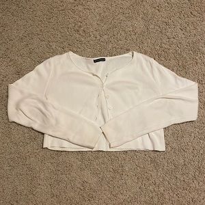 Brandy Melville cropped buttoned sweater
